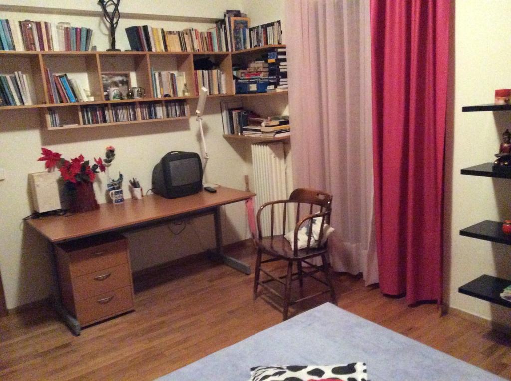 Filyra Homestay Atene Esterno foto