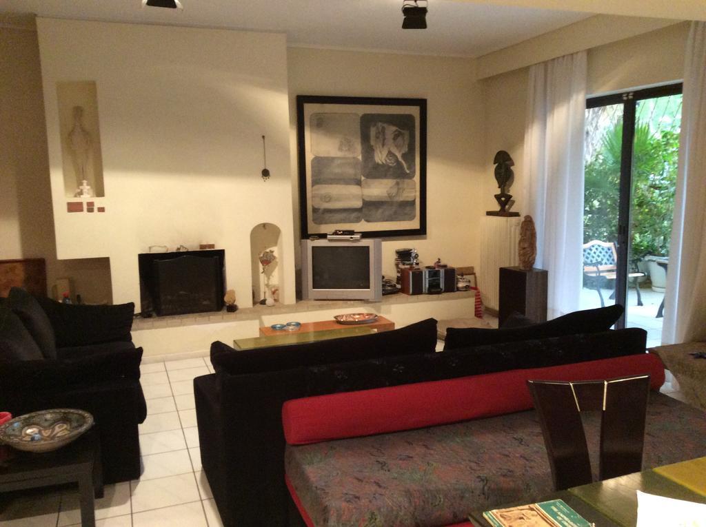 Filyra Homestay Atene Esterno foto